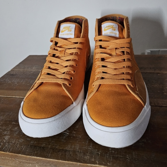 Nike SB Blazer Court Mid Premium - Picture 5 of 10